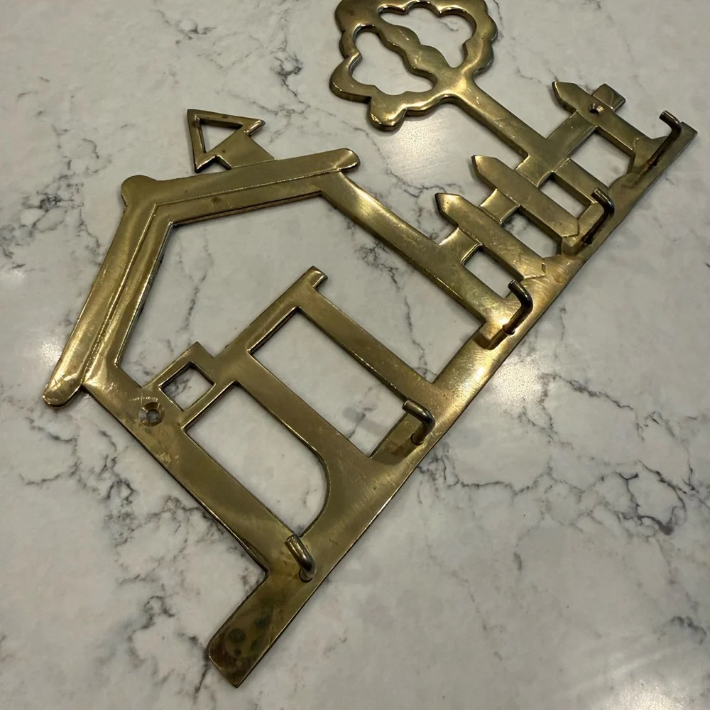 Vintage Brass Key Holder Rack House Tree Fence Design Wall Organizer